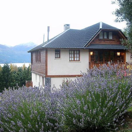 Arelauquen Bungalows & Suites San Carlos de Bariloche Exteriör bild