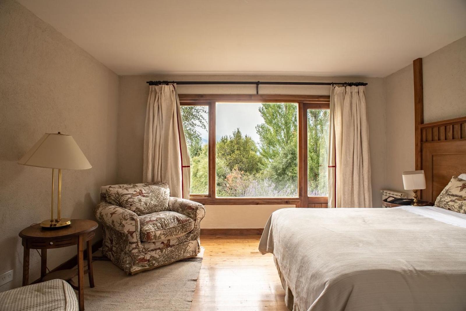 Arelauquen Bungalows & Suites San Carlos de Bariloche Exteriör bild