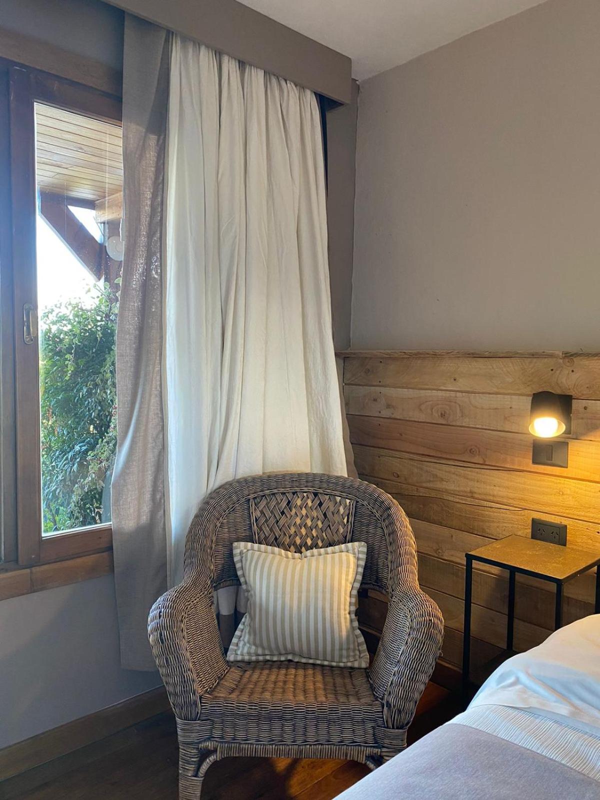 Arelauquen Bungalows & Suites San Carlos de Bariloche Exteriör bild
