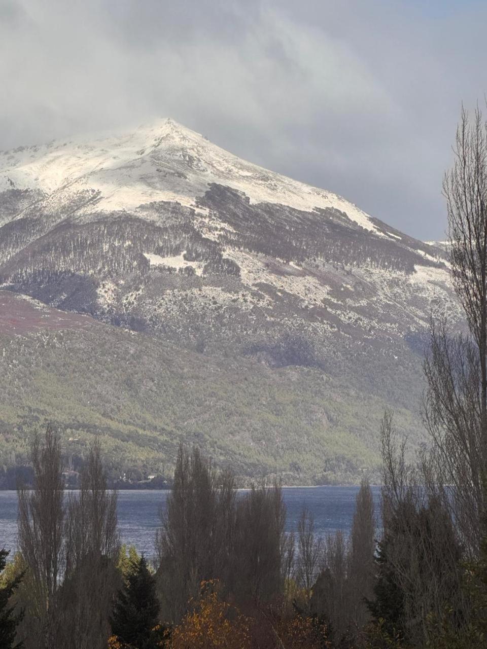 Arelauquen Bungalows & Suites San Carlos de Bariloche Exteriör bild